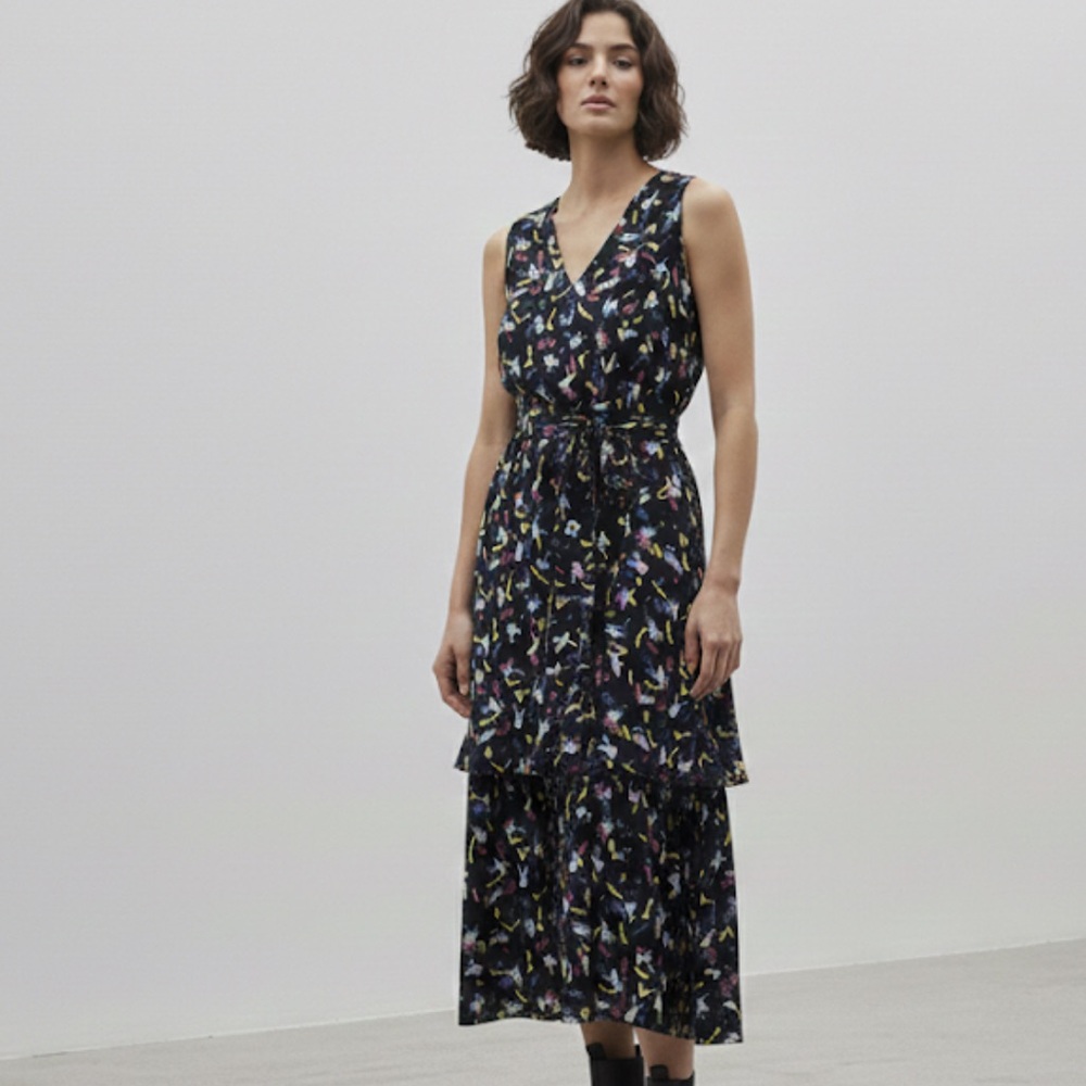 ❤️ Moussy Studiowear Multicolor Sleeveless Two Tiered Dress Artsy